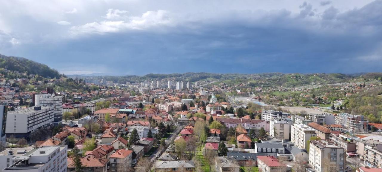 Apartment Cecovic - Mellain Τούζλα Εξωτερικό φωτογραφία
